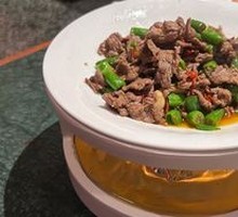 Stir-Fried Beef with Hangzhou Pepper