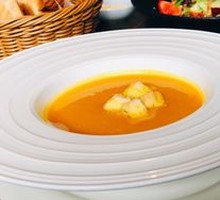 Classic Creamy Pumpkin Soup