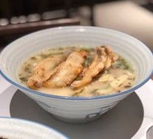 Crispy Yellow Croaker Noodles