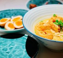 Thai Basil Curry Shrimp Noodles