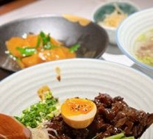 Beef Fried Sauce Noodles