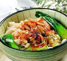 Oil-Poured Hand-Torn Noodles