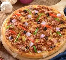 Spicy Supreme Pizza