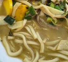 Three Delicacies Noodles