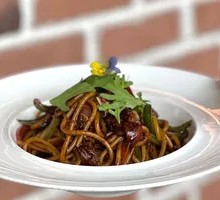 Black Pepper Beef Spaghetti