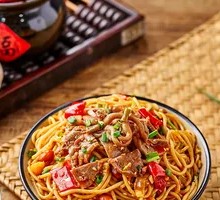 Spicy Sour Chicken Offal Fried Noodles