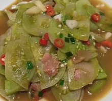 Green Tomato Stir-Fried with Sliced Pork