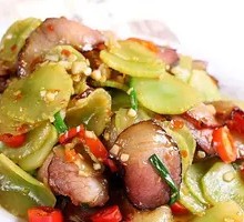 Dried Lettuce with Preserved Pork Stir-Fry