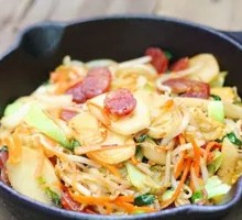 Sausage and Rice Cake Stir-fry