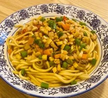 Stir-fried Pork Kidney Noodles with Soy Sauce Sauce