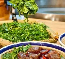 Old-Style Braised Beef Noodles