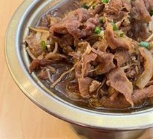 Beef with Enoki Mushrooms