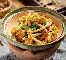 Clay Pot Organic Cauliflower