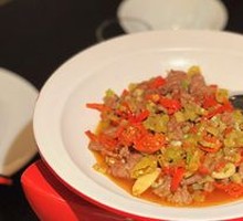 Boiling Stir-fried Yellow Beef