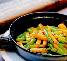 Squeaky Fresh Asparagus