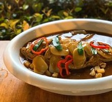 Braised Yellow Croaker with Rice Cake