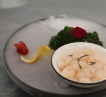 Handmade Longjing Shrimp with Dry Ice