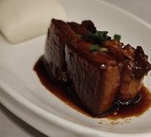 Dongpo Pork with Rice Wine Buns