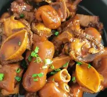 Abalone and Pig Trotter Stew
