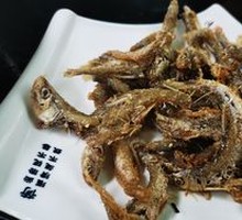Crispy Fried Small Fish