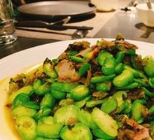 Snow Cabbage and Fresh Broad Beans Stew