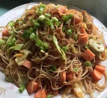Double Egg and Ham Noodle Stir-fry