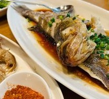 Steamed Fresh Sea Bass with Cantonese Style