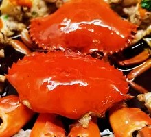 Black Pork Steamed with Zhoushan Red Crab Roe