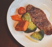 Puff Pastry Wellington Steak