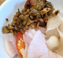 Sweet Pickled Garlic