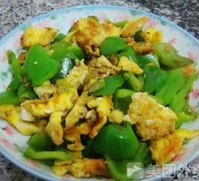 青椒鸡蛋盖浇面