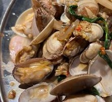 Basil Stir-fried Mussels