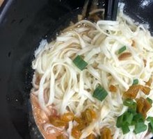 Peanut Sauce Noodles