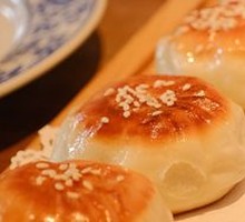 Pan-Fried Vinegar Dumplings