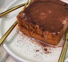 Oozing Custard Cake