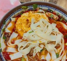 Spicy Chicken Feet with Hand-Cut Noodles