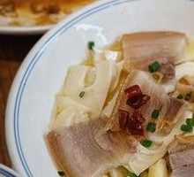 Steamed Bamboo Shoots with Salted Pork