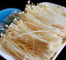 Stir-fried Enoki Mushrooms