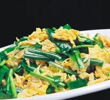 Stir-fried Eggs with Leeks
