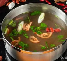 High-Calcium Beef Bone Soup Pot