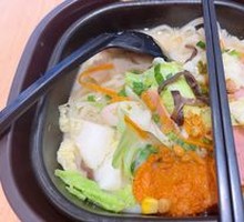 Crossing-the-bridge Rice Noodles