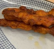 生烤羊肉串
