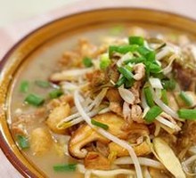 Shiitake Mushroom and Pork Noodles