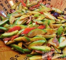 Stir-fried Zucchini with Meat