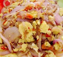 Onion and Egg Fried Rice Bowl