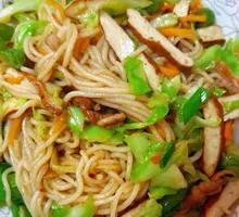 Fried Vermicelli with Tofu and Pork Strips