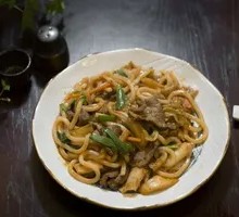 Kimchi Beef Udon Stir-fry
