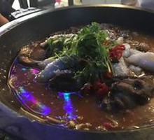 Health-Preserving Stone Pot Fish