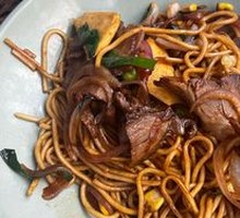 Beef Stir-Fried Noodles