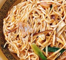 Tomato Sauce Mixed with Noodles